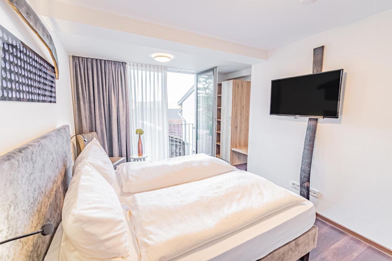 Weinhotel Ayler Kupp エクステリア 写真