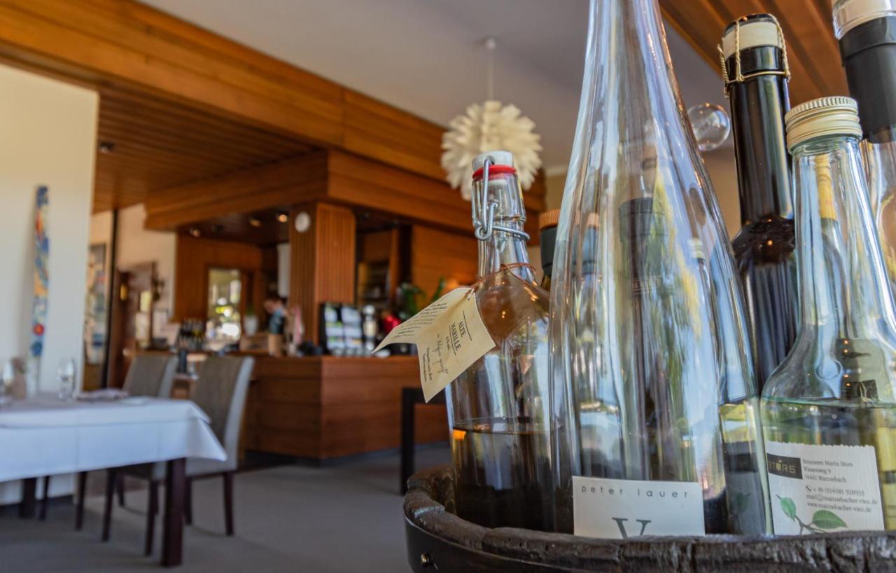 Weinhotel Ayler Kupp エクステリア 写真