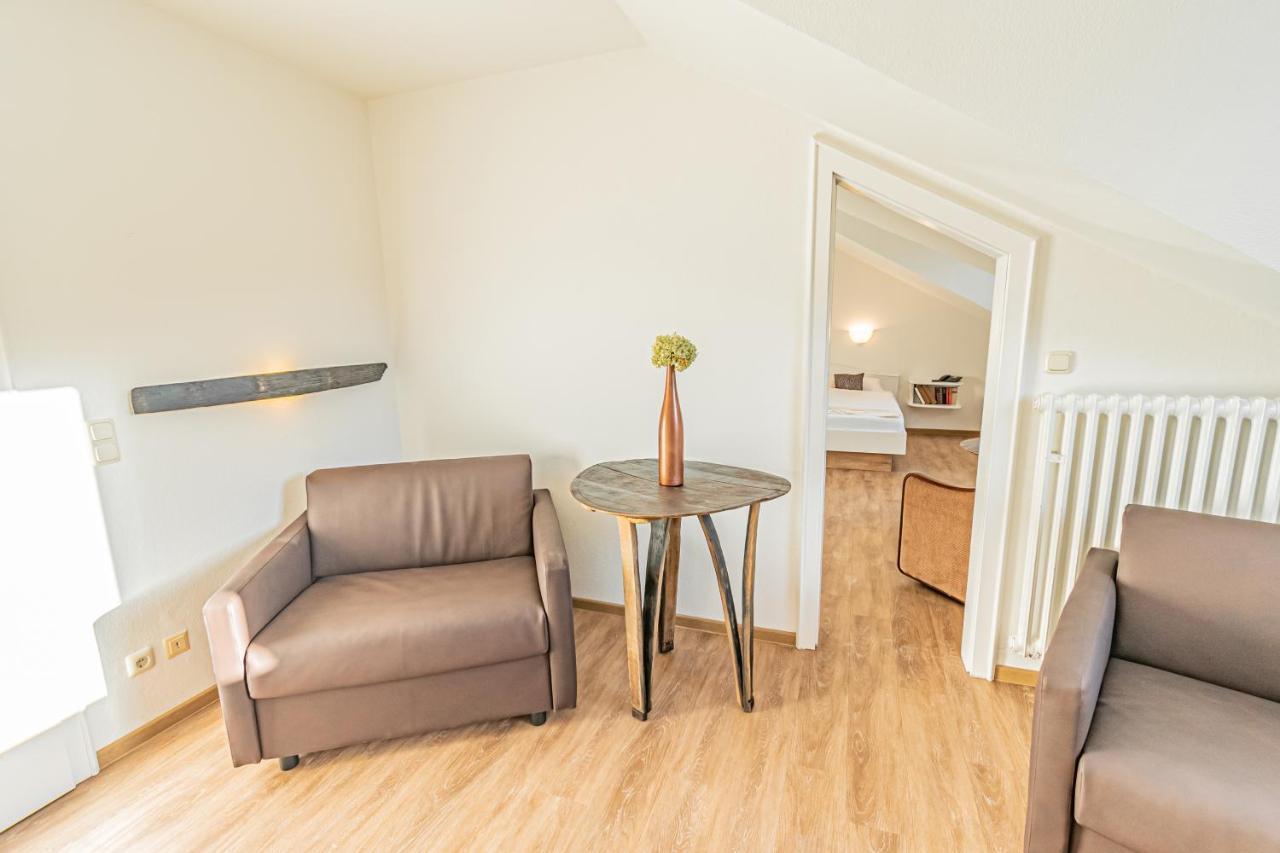 Weinhotel Ayler Kupp エクステリア 写真