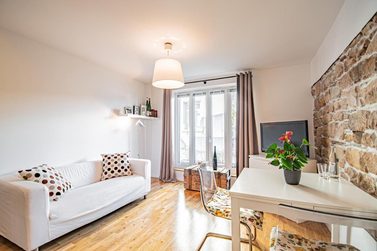 Weinhotel Ayler Kupp エクステリア 写真