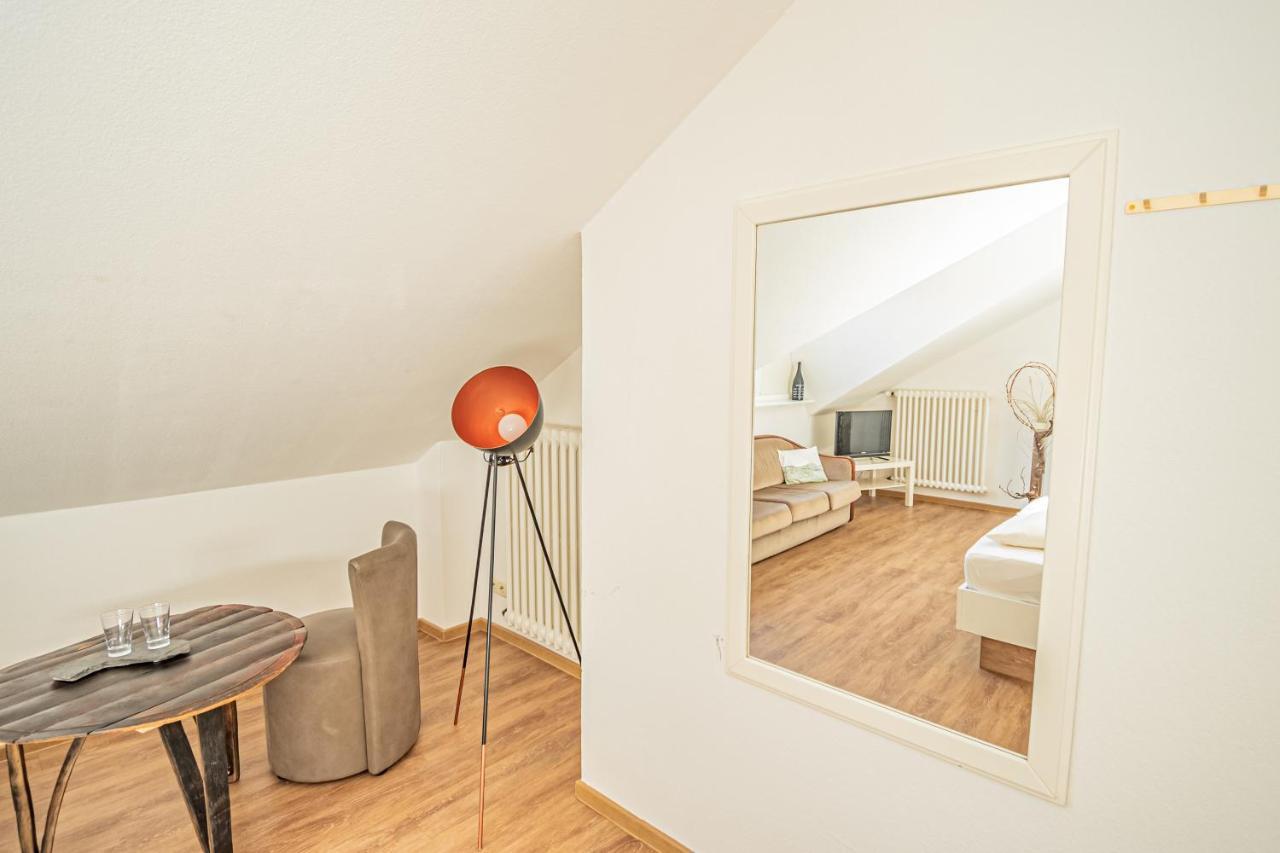 Weinhotel Ayler Kupp エクステリア 写真