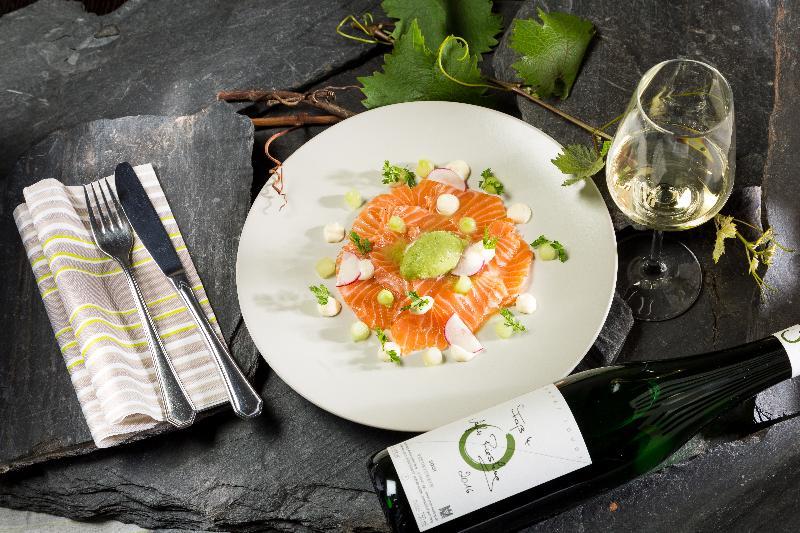 Weinhotel Ayler Kupp エクステリア 写真