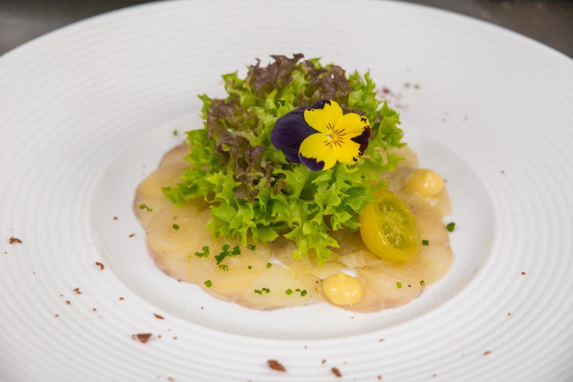 Weinhotel Ayler Kupp エクステリア 写真