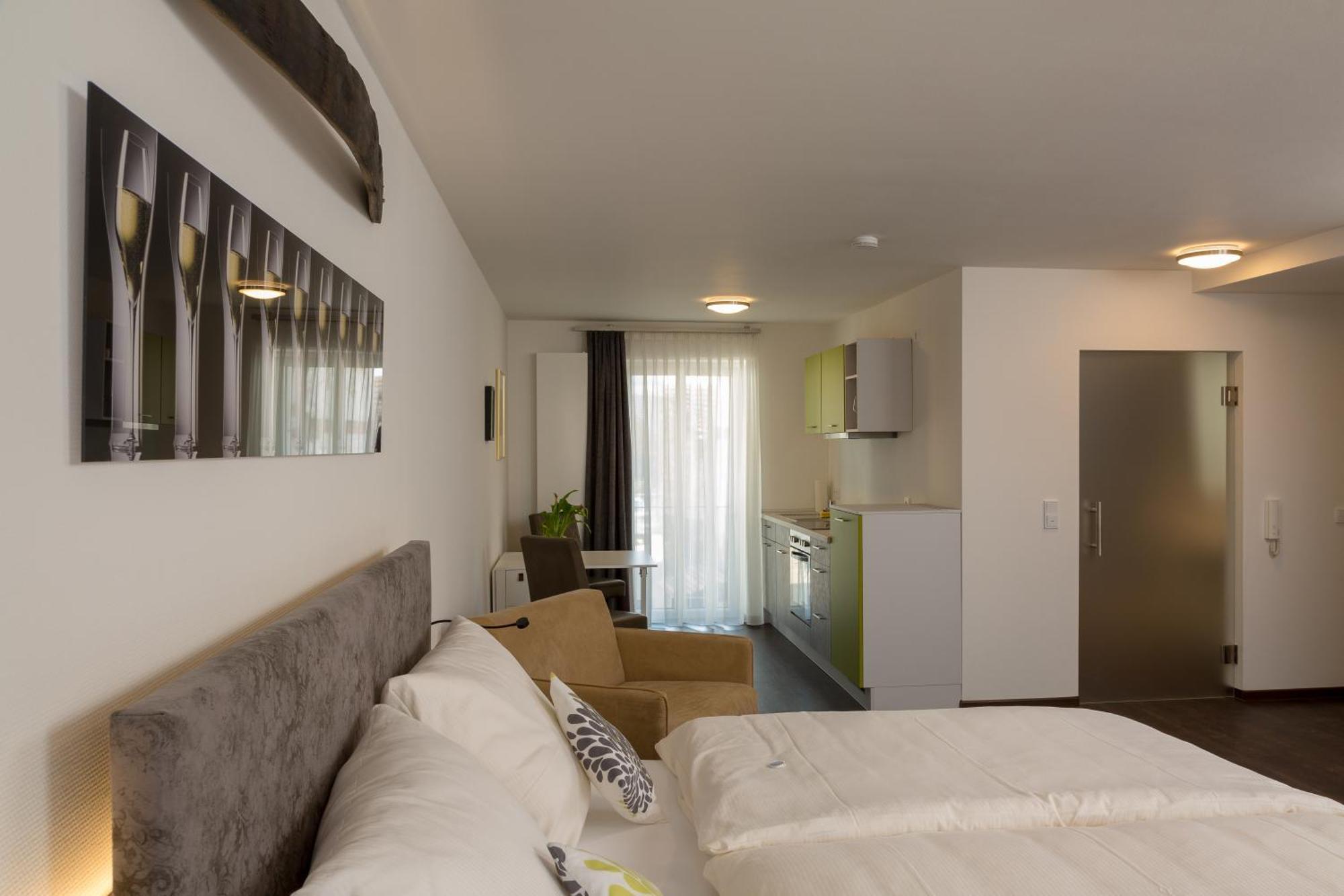Weinhotel Ayler Kupp 部屋 写真