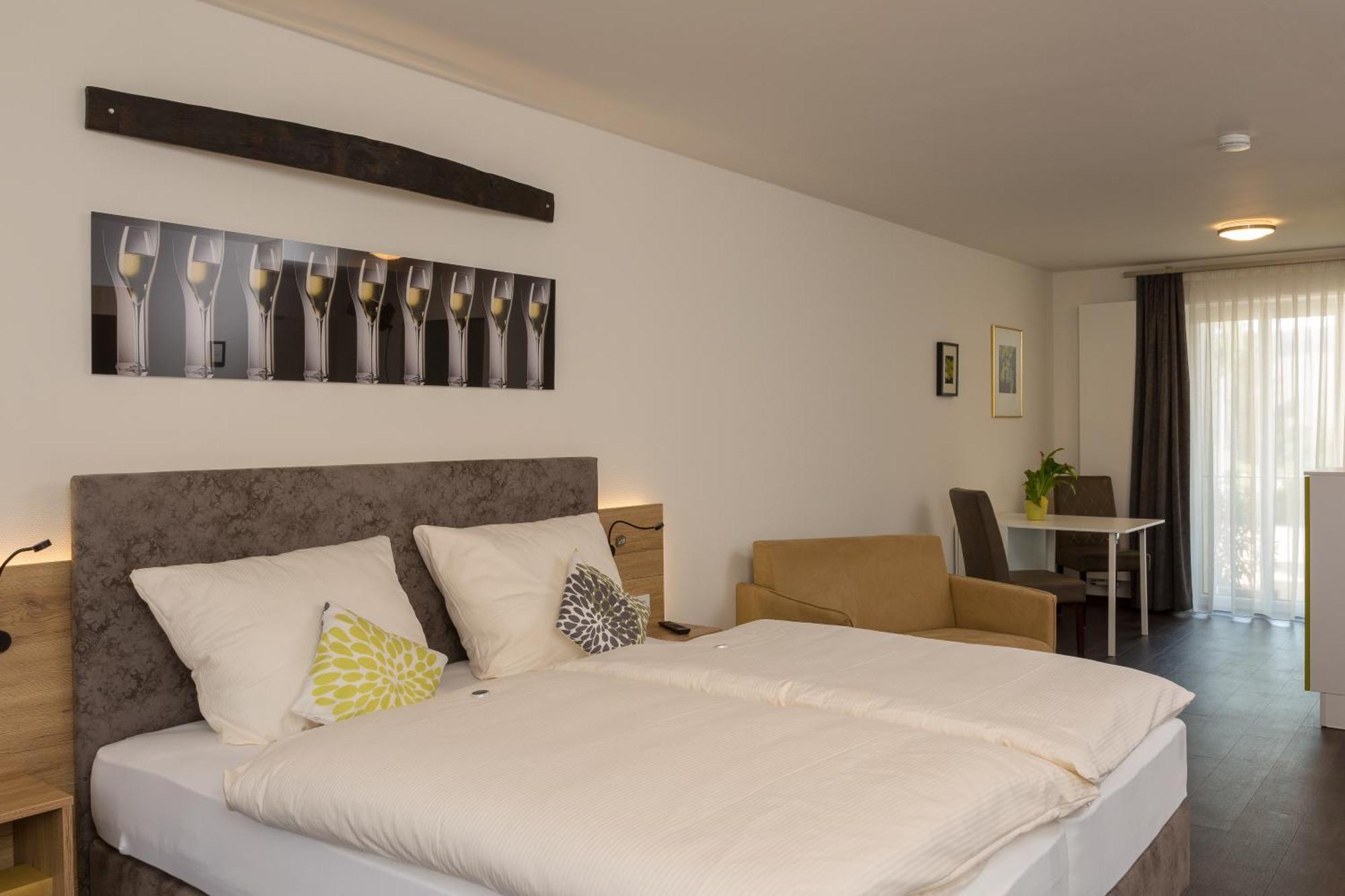 Weinhotel Ayler Kupp 部屋 写真