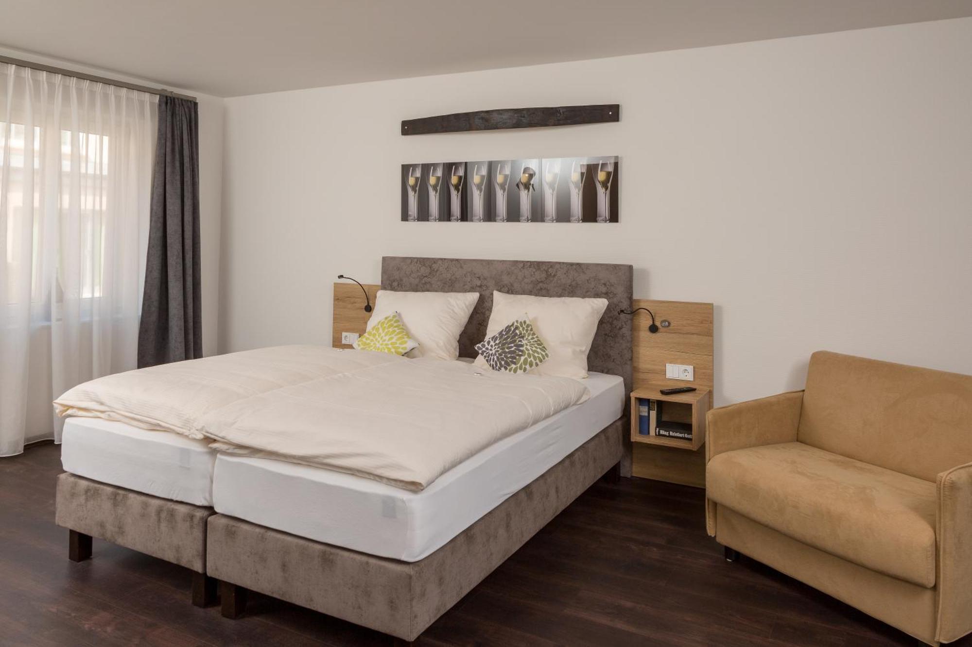 Weinhotel Ayler Kupp 部屋 写真